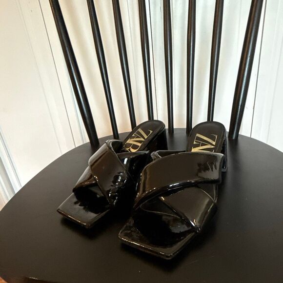 Zara black patent block heel sandals size 6 - Picture 4 of 12
